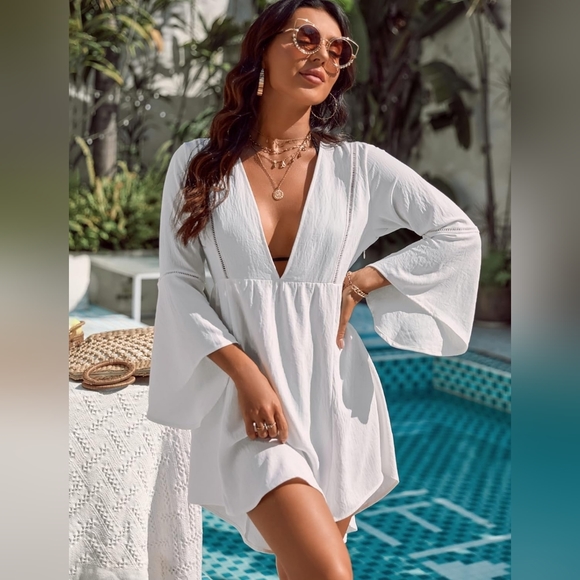 Blooming Jelly Swimsuit Cover-up - Picture 4 of 5